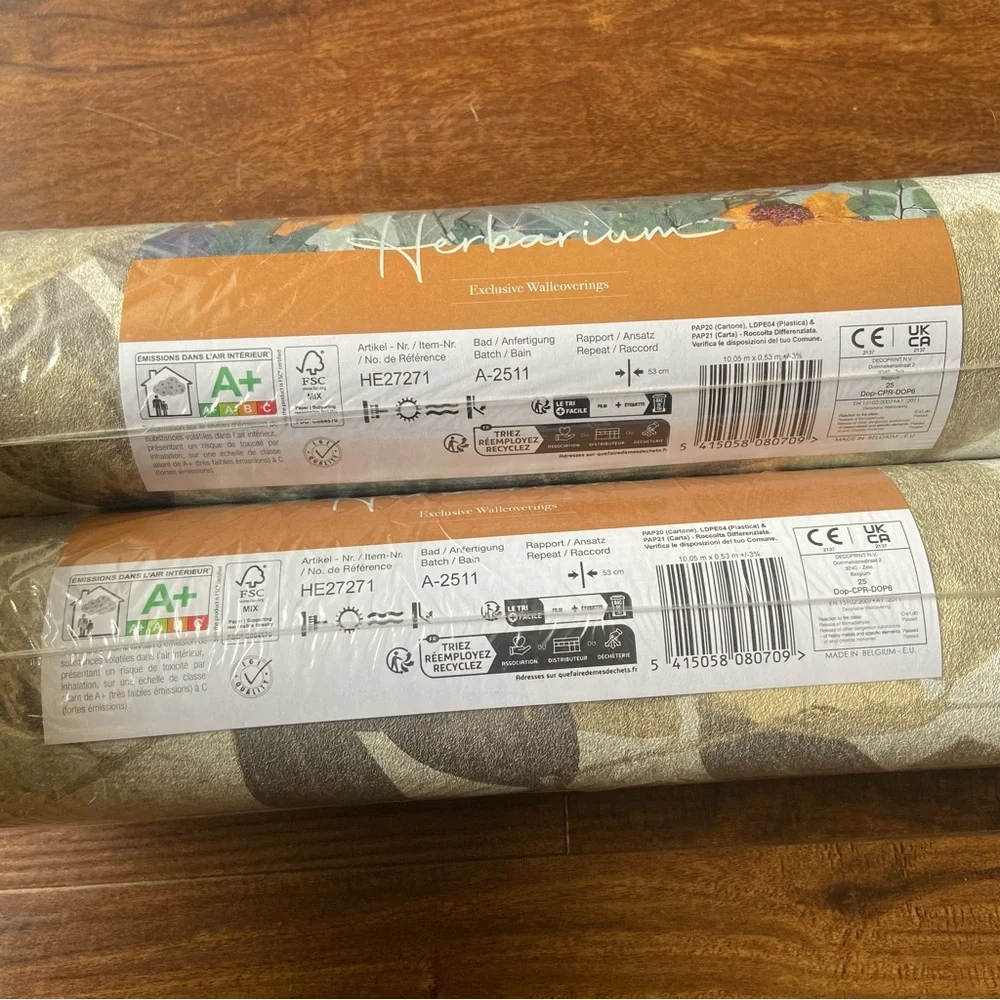 NEW Herbarium Beech Tree Leaves Botanical Textured Wallpaper (2 rolls)